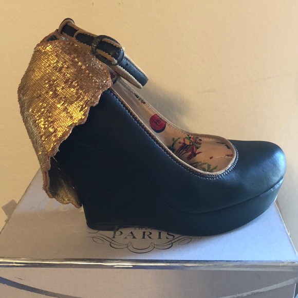 FIRM! Final Sale! Miss L Fire Wing Wedges 🔥 - Picture 1 of 6